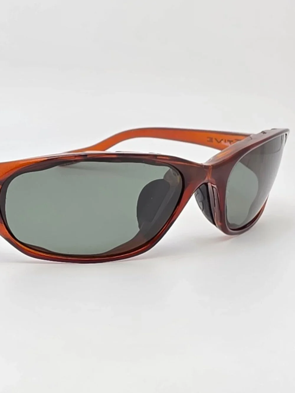Native Throttle Lager Frame Polarized Green Lens Sunglasses Italy 57-16-128